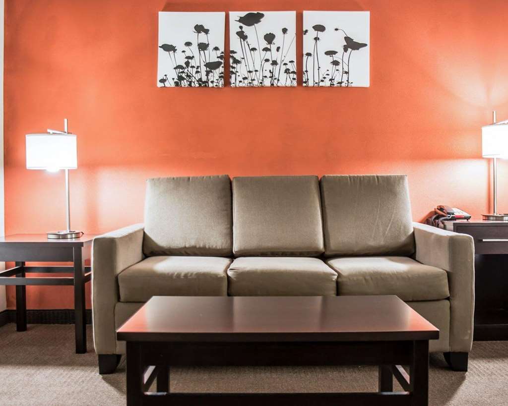 Sleep Inn & Suites Fort Campbell - photo 15