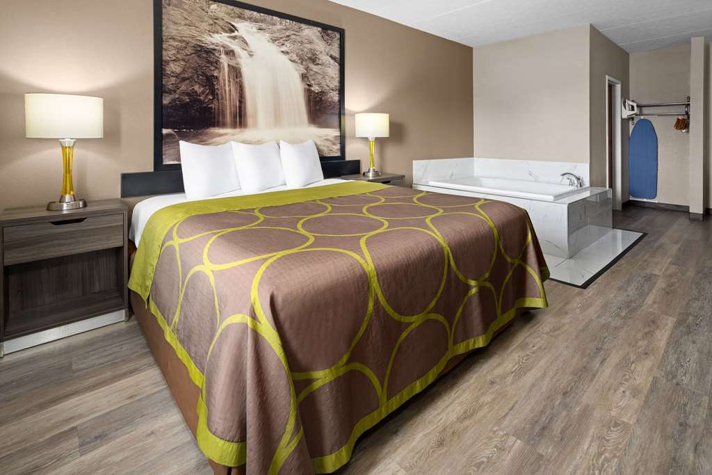 Super 8 by Wyndham Henrietta Rochester Area - photo 19