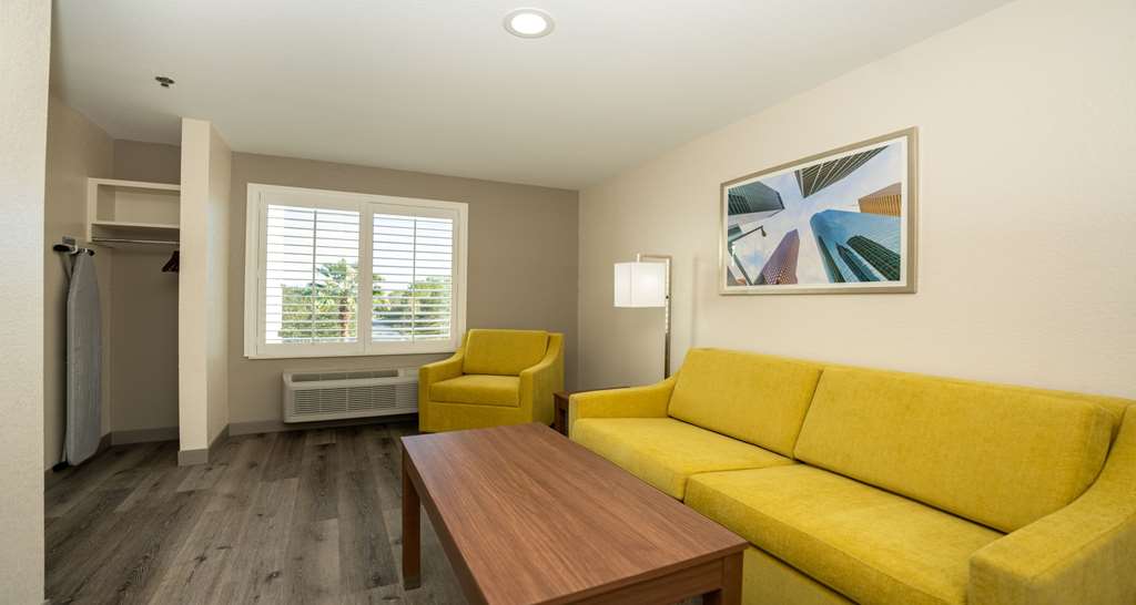 Best Western Houston Bush IAH Intercontinental Airport Inn - photo 12