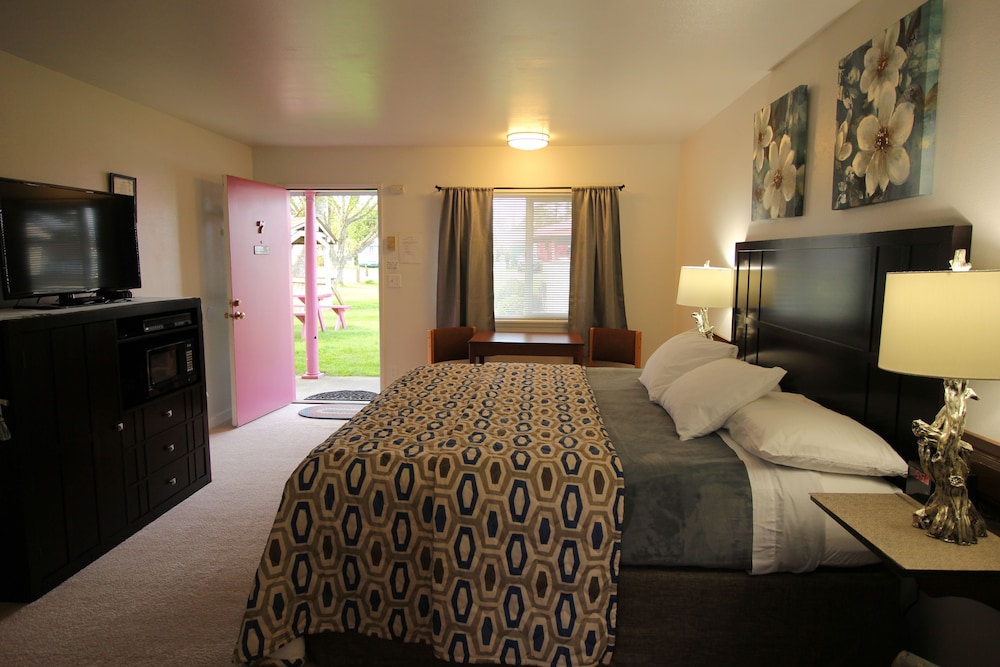 Mariner's Cove Inn - photo 22