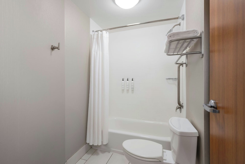 SpringHill Suites by Marriott Athens West - photo 23