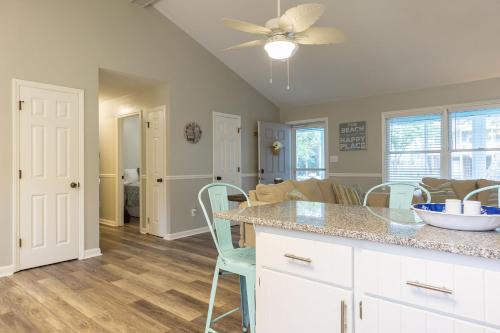 Nanas Nest by Oak Island Accommodations - photo 6