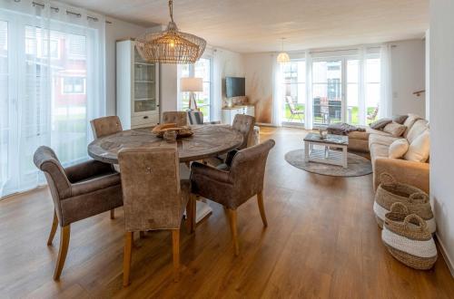 5 Sterne Ferienhaus Ostseenest mit Boddenblick in Zingst, Germany