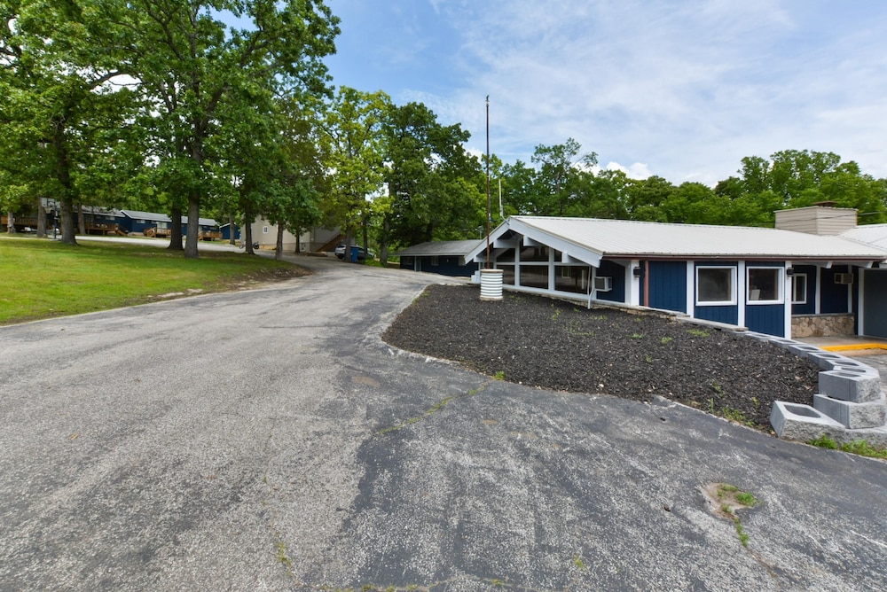 Kimberling Cove Resort - photo 50