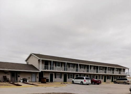 Country Inn Of Shelby - photo 2