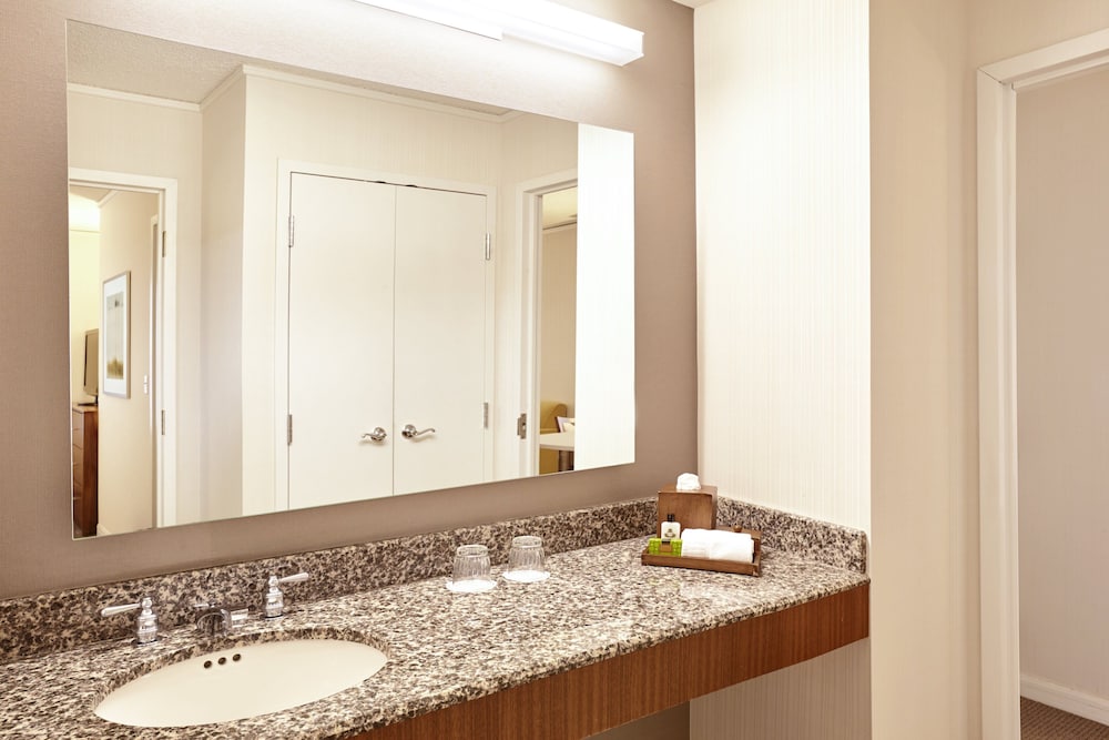 InterContinental Suites Hotel Cleveland by IHG - photo 11