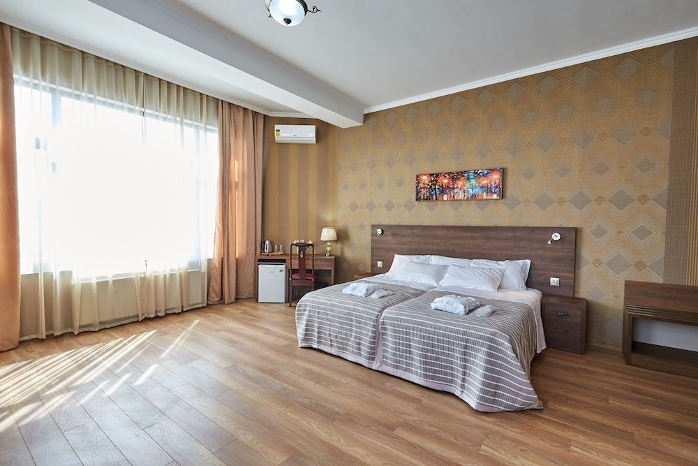 Hotel Antique Resorts