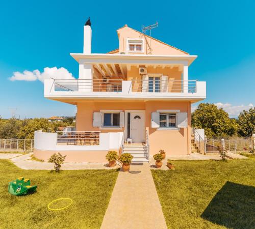 Villa Karin — 4-Star Luxury Hotel in Preveza, Greece