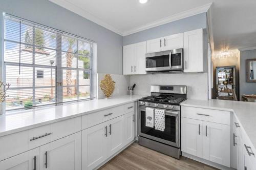 West Palm Beach Oasis w Heated Pool: Near Beach - photo 11