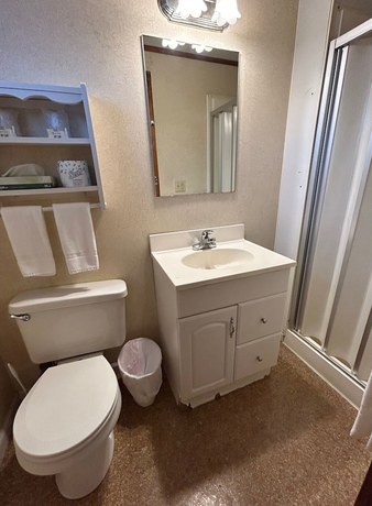 The Stevens Motel - photo 18
