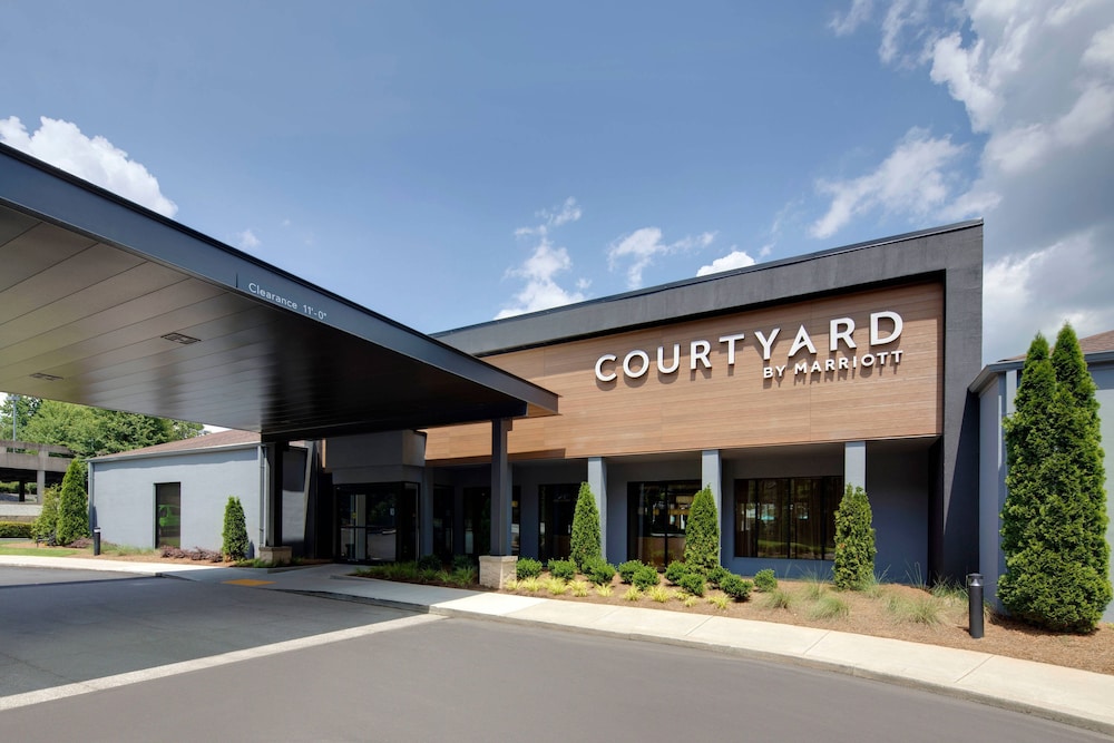 Courtyard Atlanta Windy Hill Ballpark - photo 49