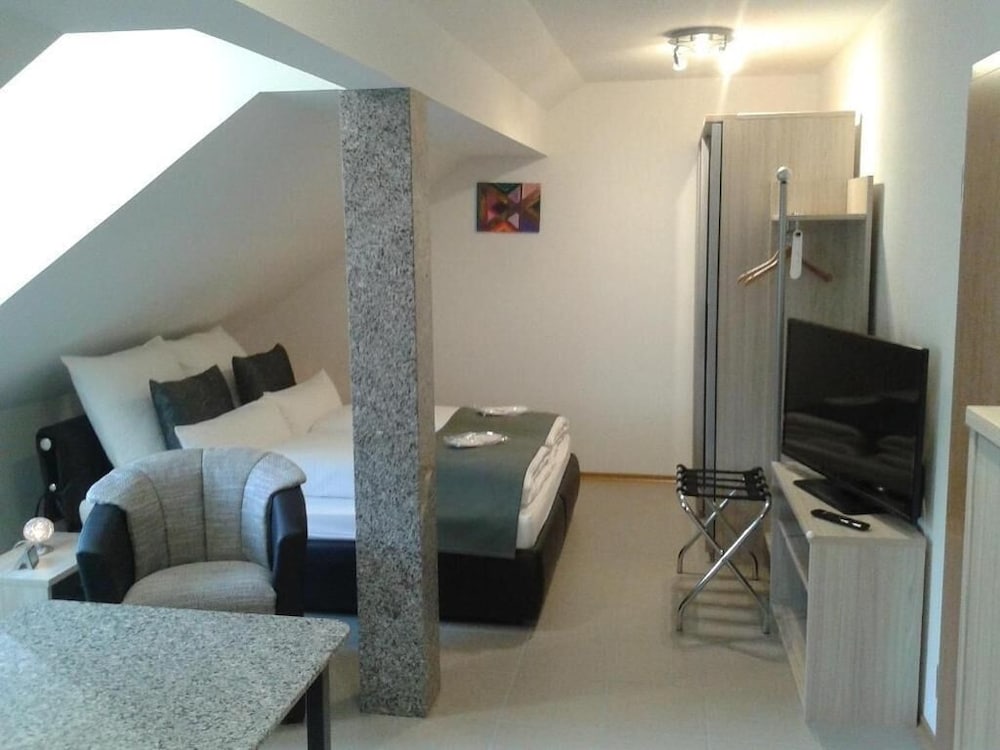 DZT Schwarzwaldhotel garni — Vohrenbach — photo 2