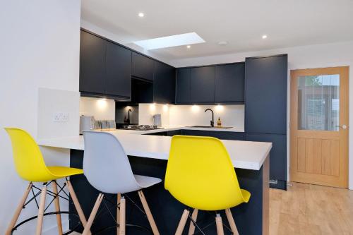Contemporary Luxury Lodge Aberdeen West — Blackburn — photo 5