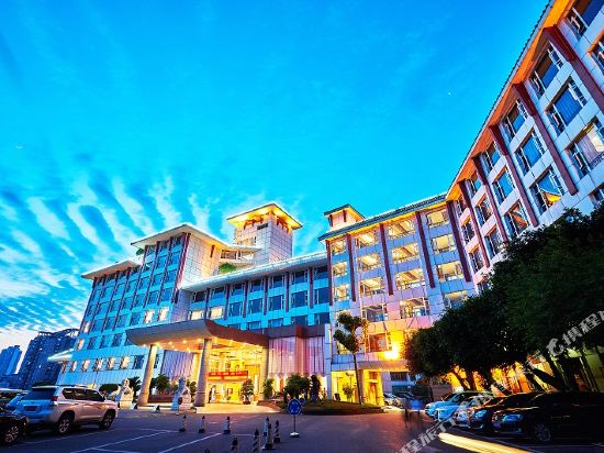 Luzhou Nanyuan Hotel in Luzhou, People's Republic of China