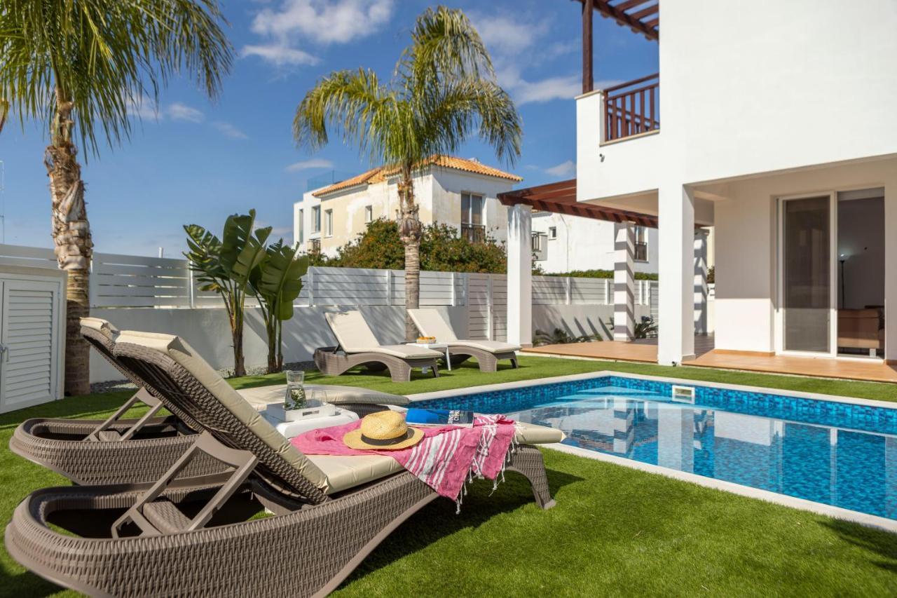 Sweet Seaview Villa