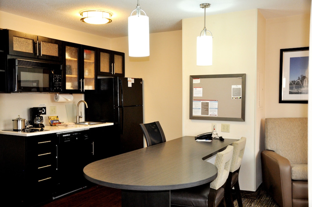Candlewood Suites Washington Dulles Sterling by IHG - photo 28