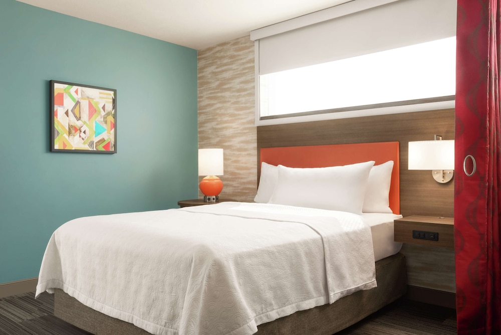 Home2 Suites by Hilton Bismarck - photo 14