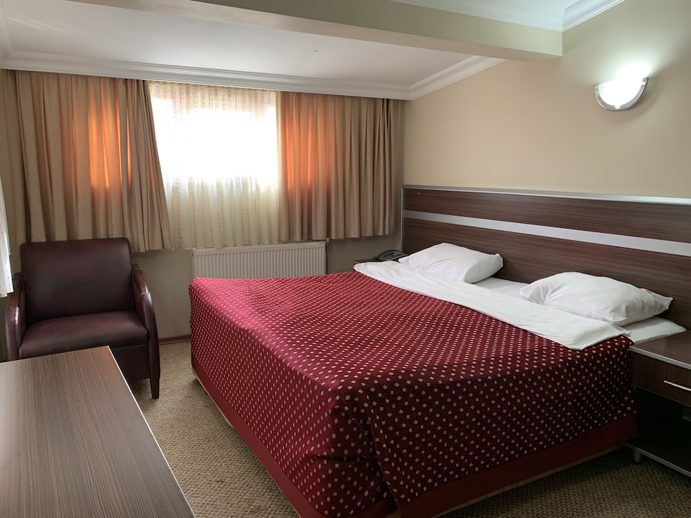 Blue Sea Hotel — hotel in Tuzla