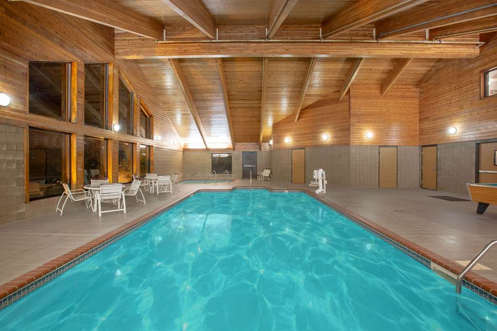 AmericInn by Wyndham Coralville - photo 4