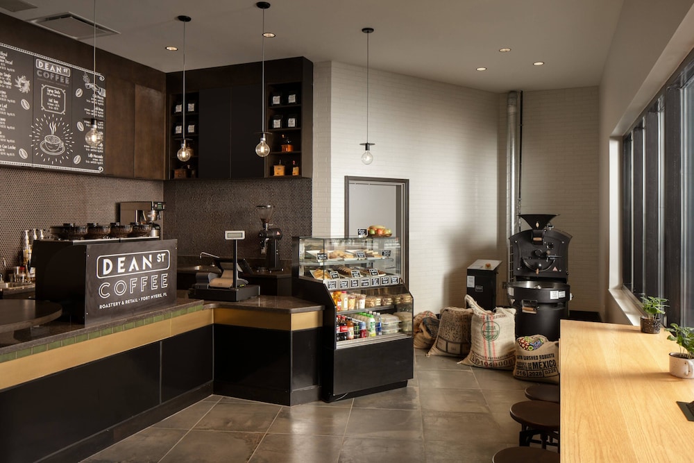 Luminary Hotel & Co. Autograph Hotels - photo 49