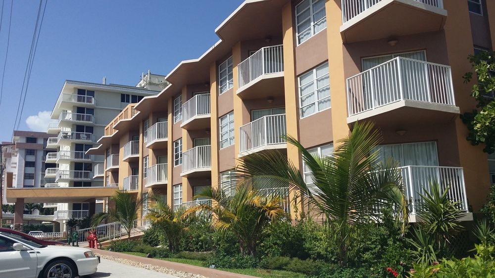 Seaspray Resort Ltd - carbon neutral hotel in Palm Beach
