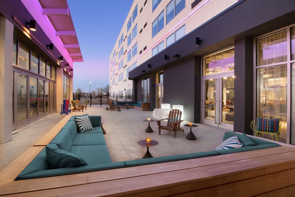 Aloft Lubbock - photo 12