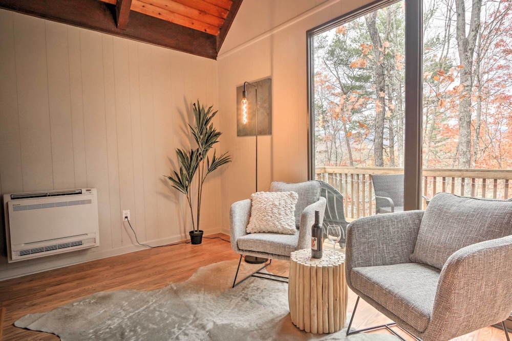 Fireside Lodge A Frame in Bryce Resort with Decks — hotel in Basye
