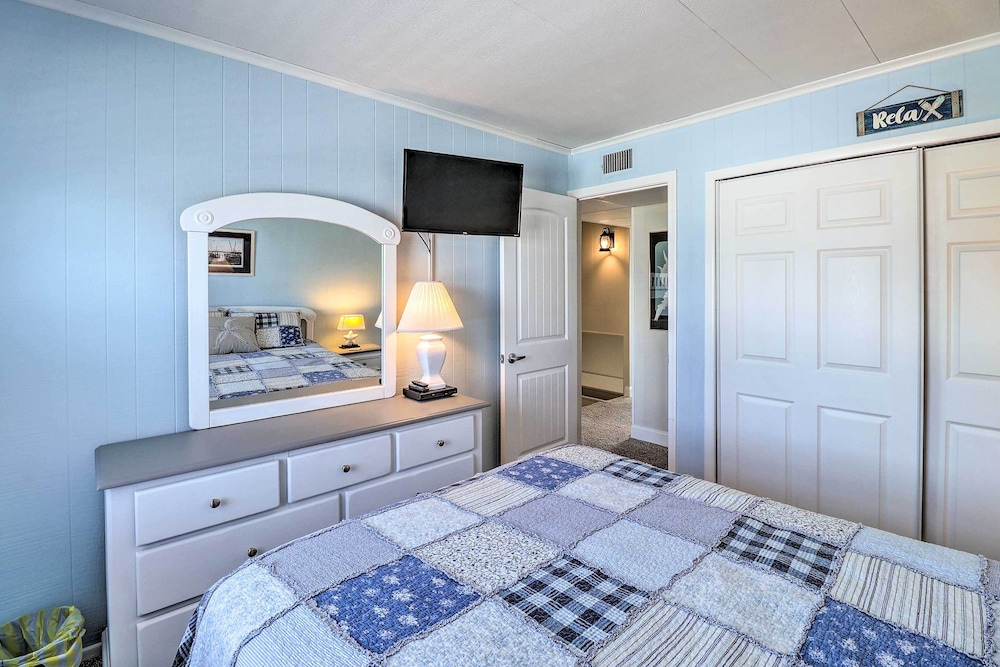 1 Mi to Beach: Ocean City Retreat w Pool Access — 4-Star Luxury Hotel in Ocean City, United States