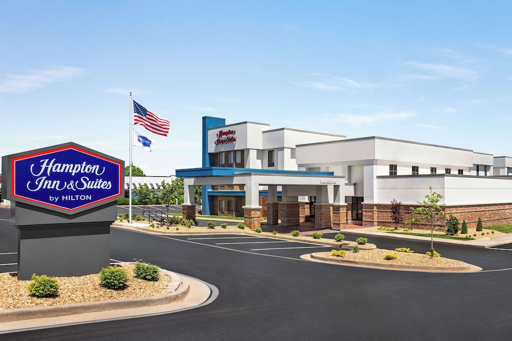 Hampton Inn & Suites Springfield MO - featured photo