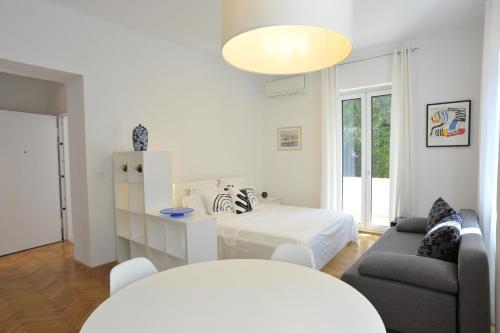 Apartment Charon with Garage — 4-Star Luxury Hotel in Rovinj, Croatia