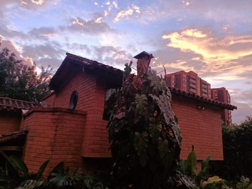 Casa campestre con terraza para 10 San Lucas el Poblado — 4-Star Luxury Hotel in Medellin, Colombia