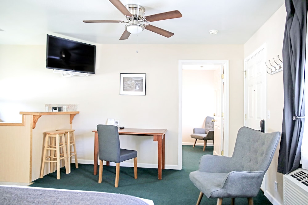 Sierra Mountain Inn - photo 14