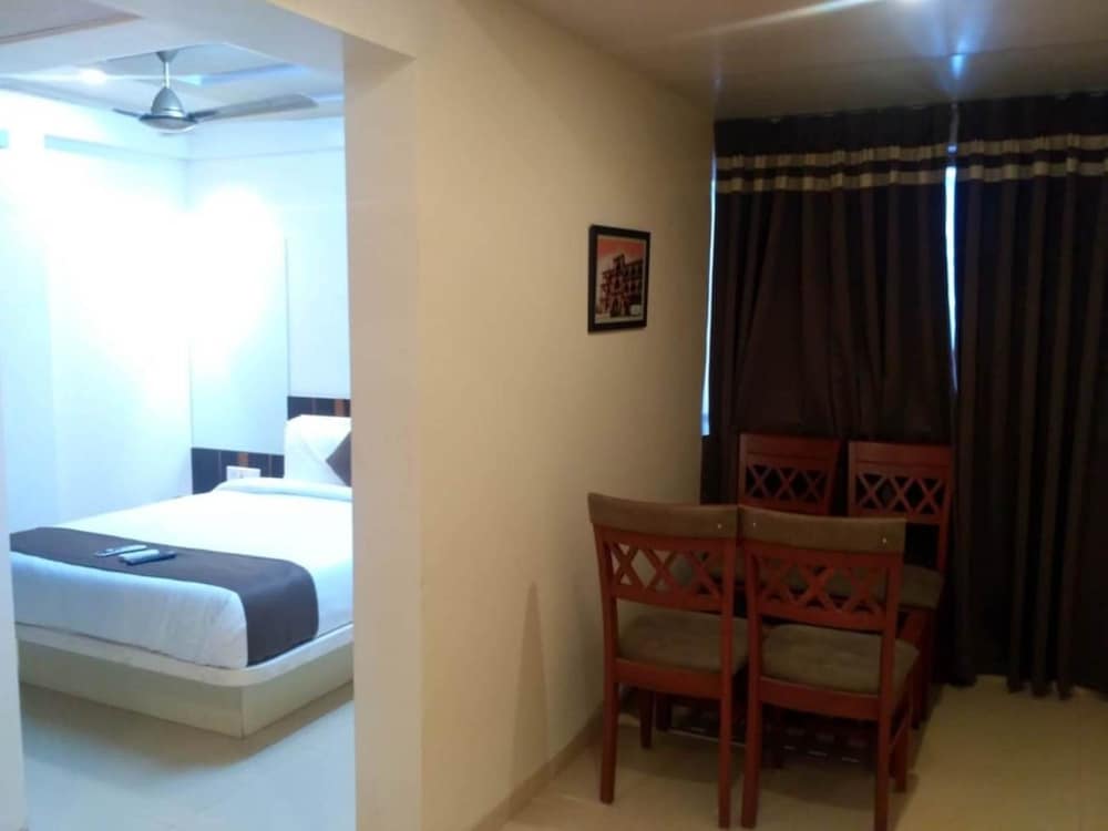 Hotel Maval Grand — Wadgaon — photo 5