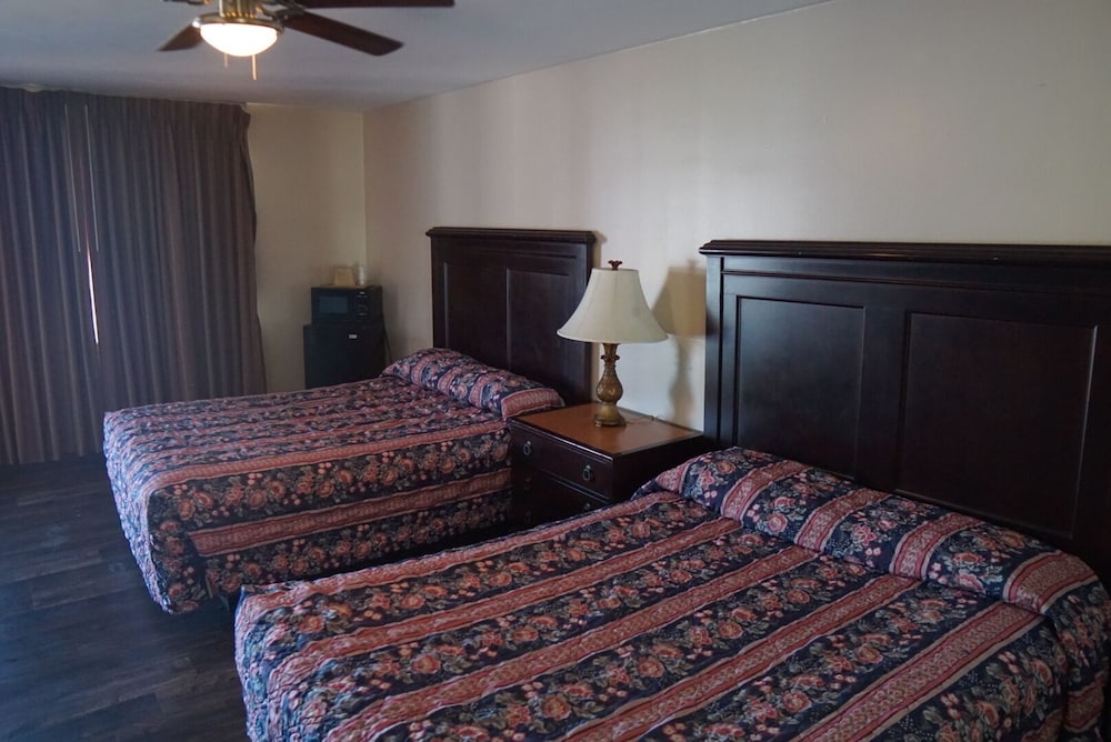 La Hacienda Hotel - photo 7