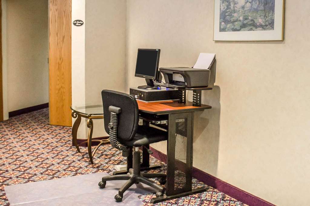 Rodeway Inn Abbotsford - photo 32