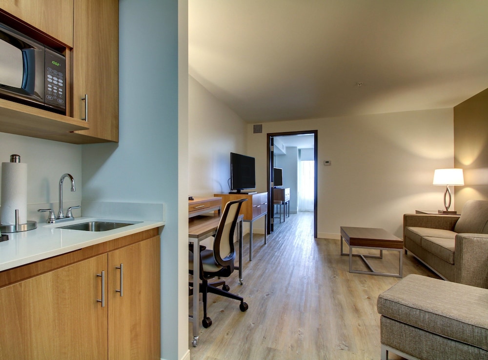 Holiday Inn Peoria At Grand Prairie by IHG - photo 10
