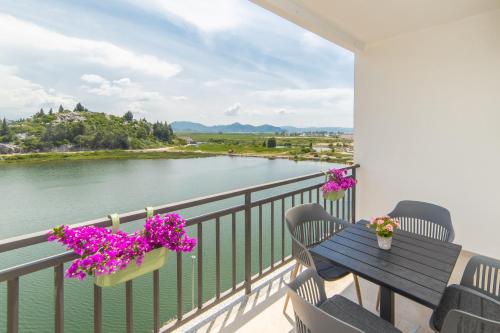 Lakeview Apartments — 4-Star Luxury Hotel in Ploce, Croatia
