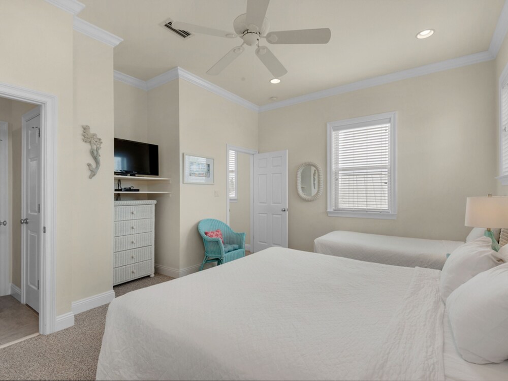 Southern Nights At Destin Pointe Resort - photo 7