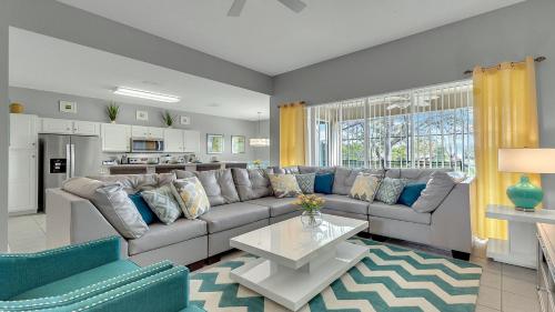 Striking 5br Resort Home Private Pool Spa Disney - photo 23