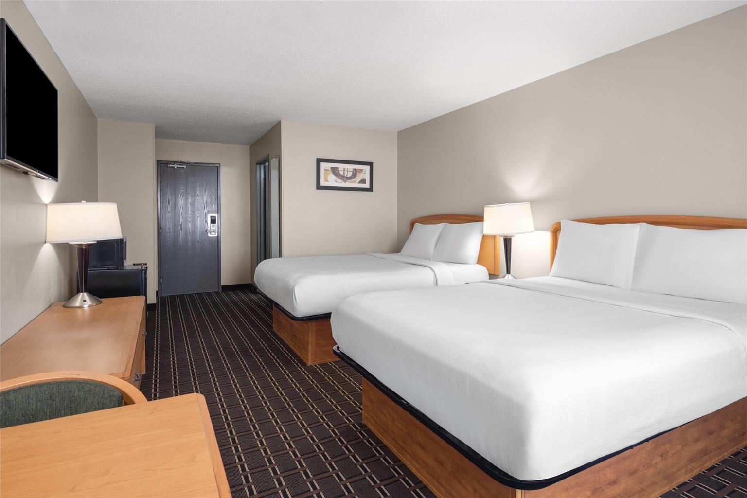 Travelodge by Wyndham Fargo West Acres - photo 20