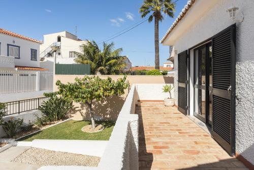 Vila Branca V3 By Hd Properties — 4-Star Luxury Hotel in Quarteira, Portugal