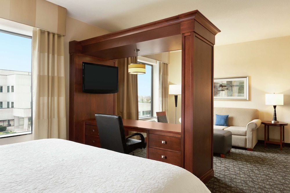 Hampton Inn & Suites Houston Pasadena - photo 7