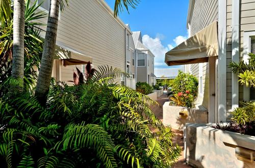 Duval Square Penthouse — 4-Star Luxury Hotel in Key West, United States