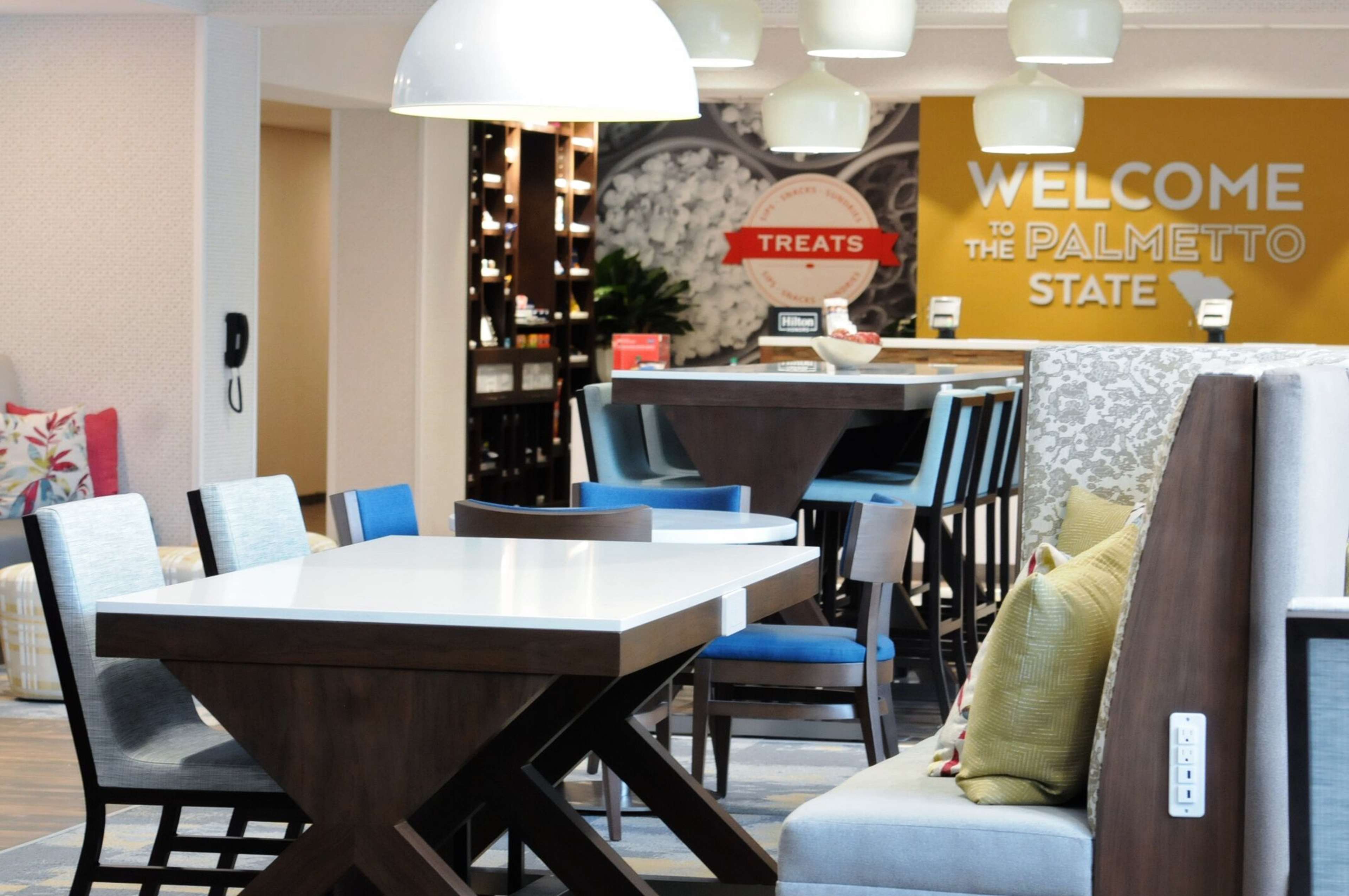 Hampton Inn Camden - photo 8