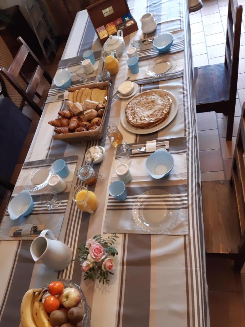 Oh Fleurs Des Champs — Chaumont Sur Tharonne