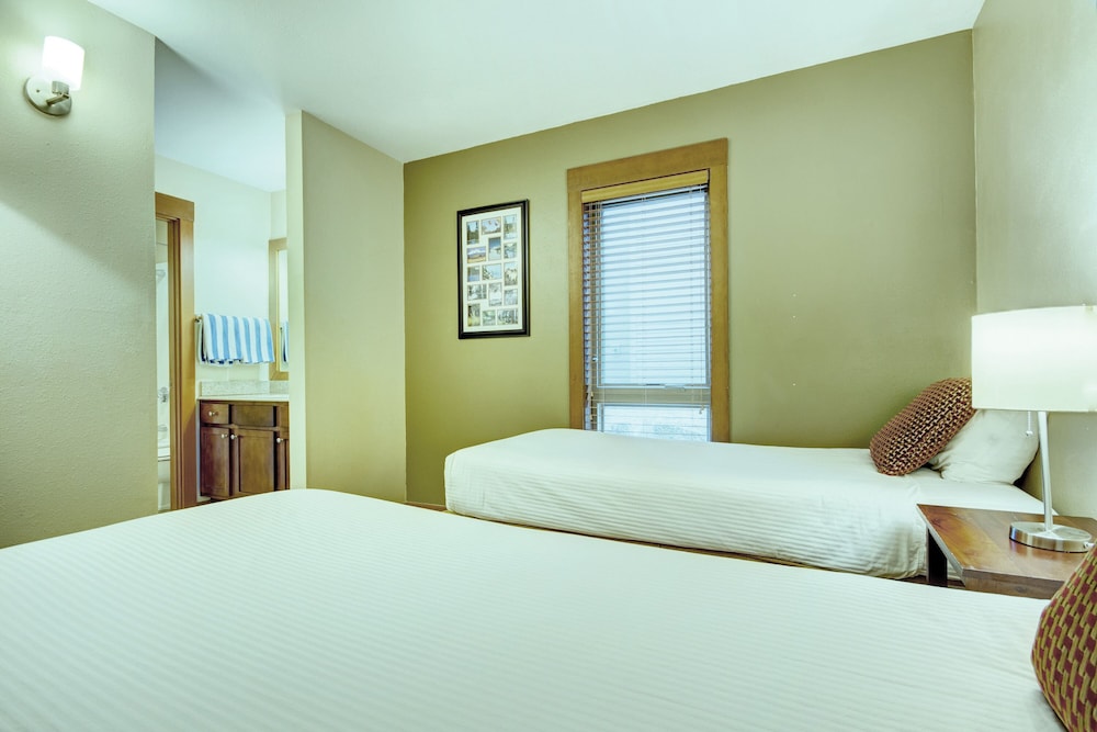 Seventh Mountain Resort - photo 17