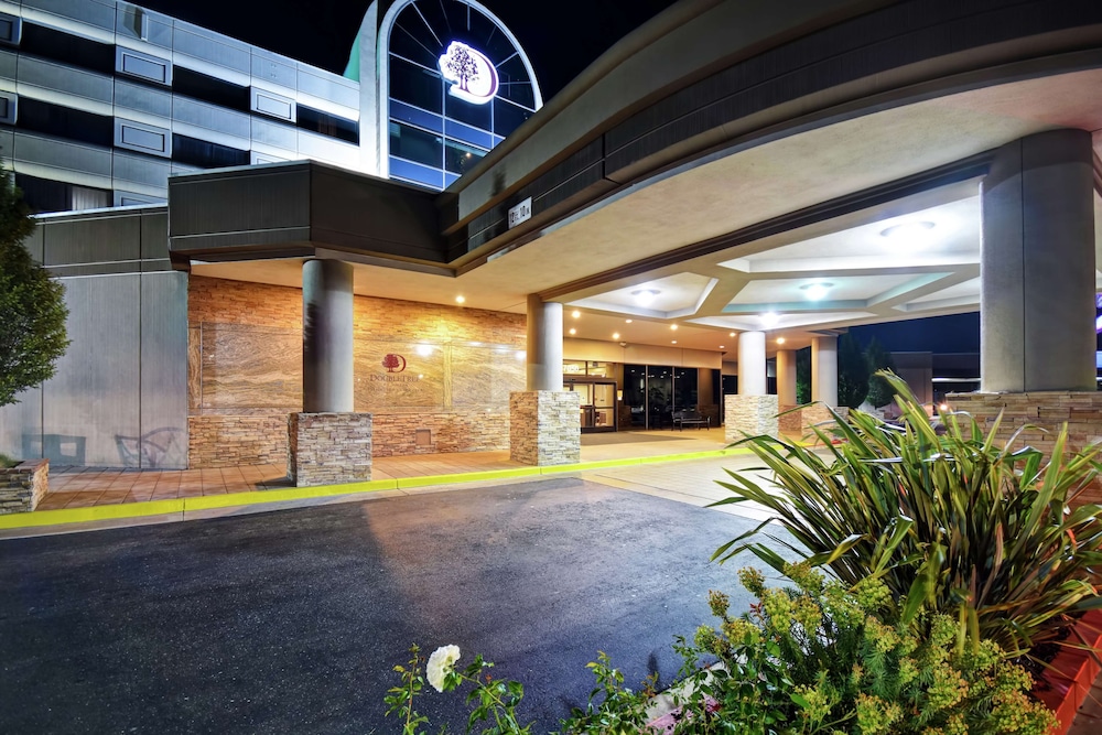 DoubleTree by Hilton Hotel Pleasanton at the Club - photo 60