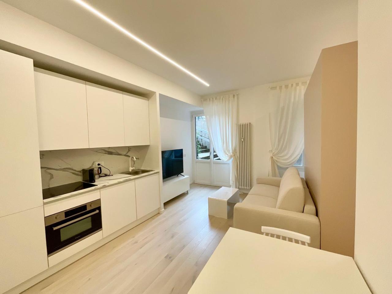 Apartment Suite Charlize in the heart of Milan — 4-Star Luxury Hotel in Milan, Italy
