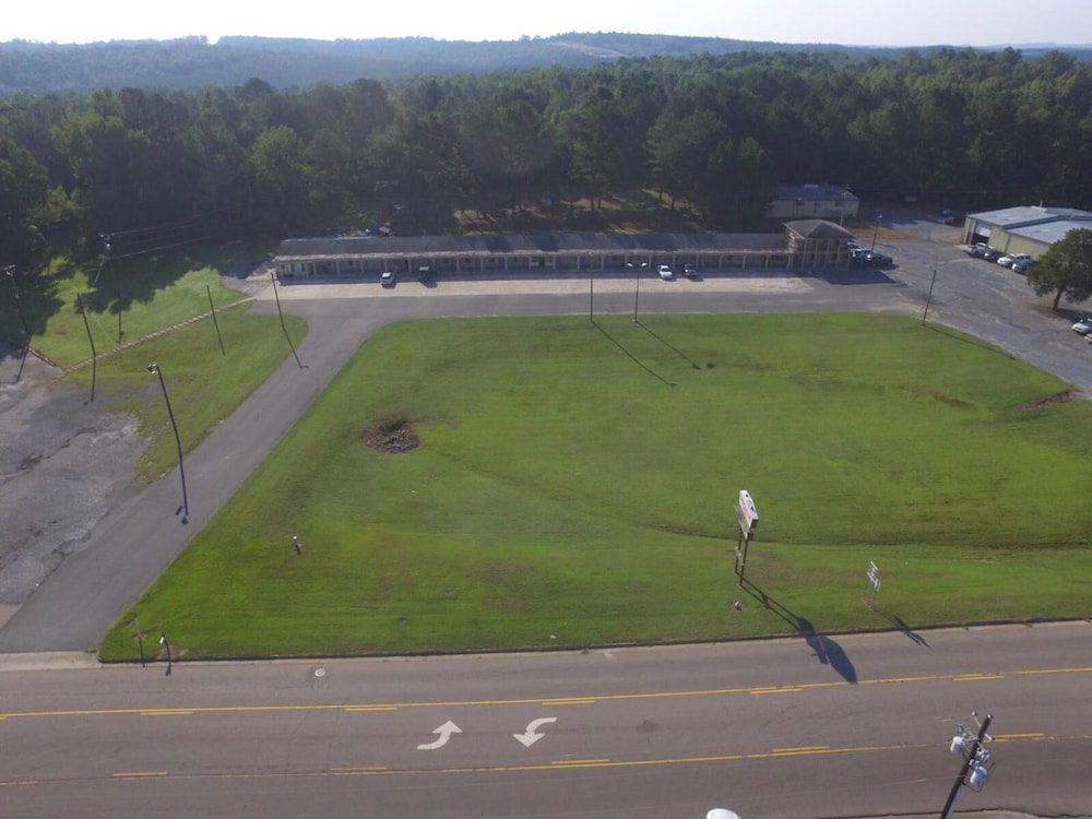 Roadway Inn - photo 18