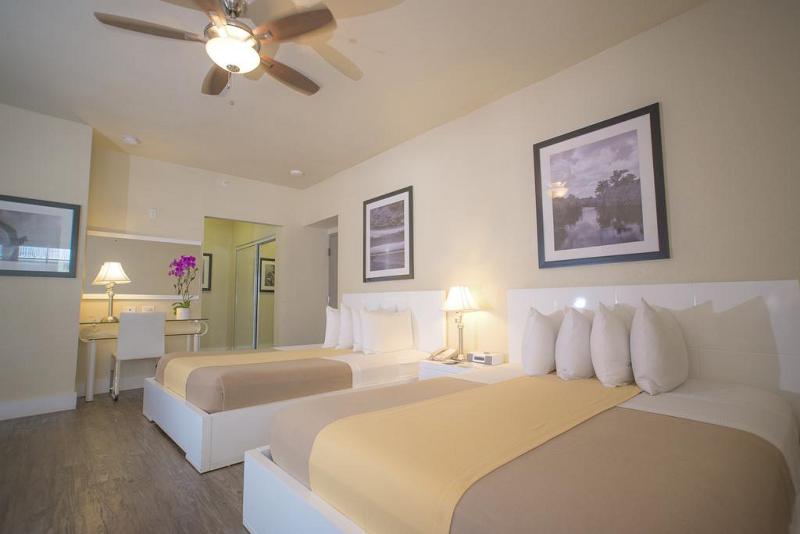 Ocean Five Hotel & Studios - photo 6